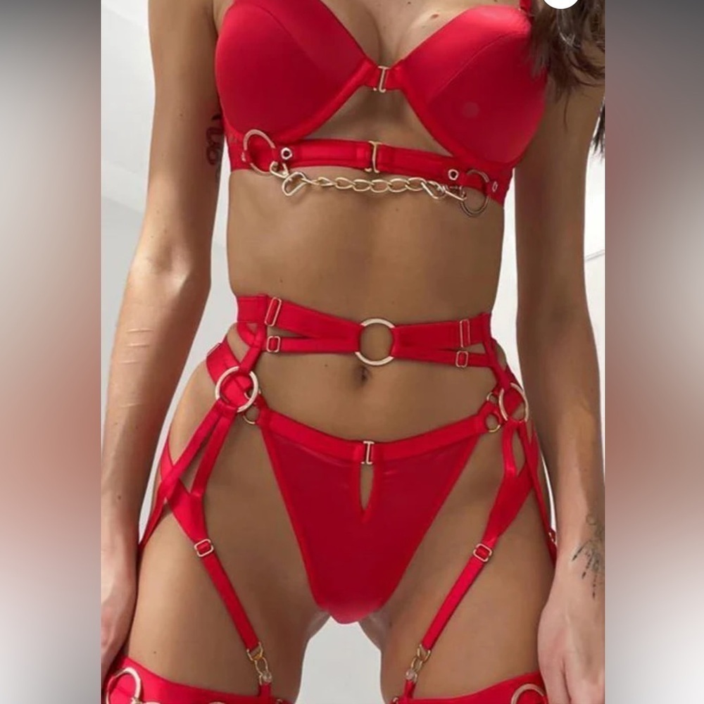Red Strappy Lingerie Set - Picture 5 of 5